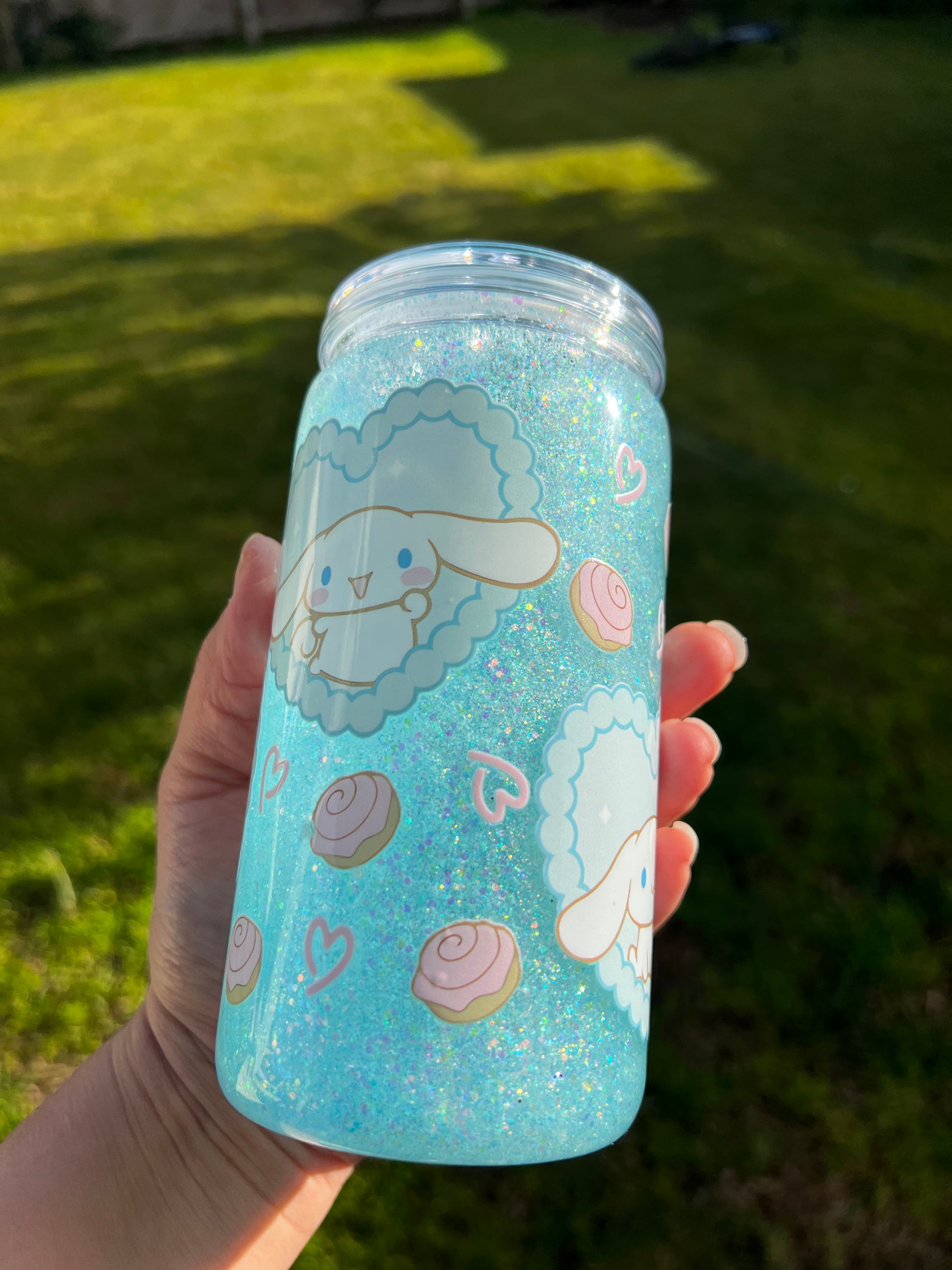 Cinnamoroll Snowglobe Glitter Tumbler Acrylic - 16oz