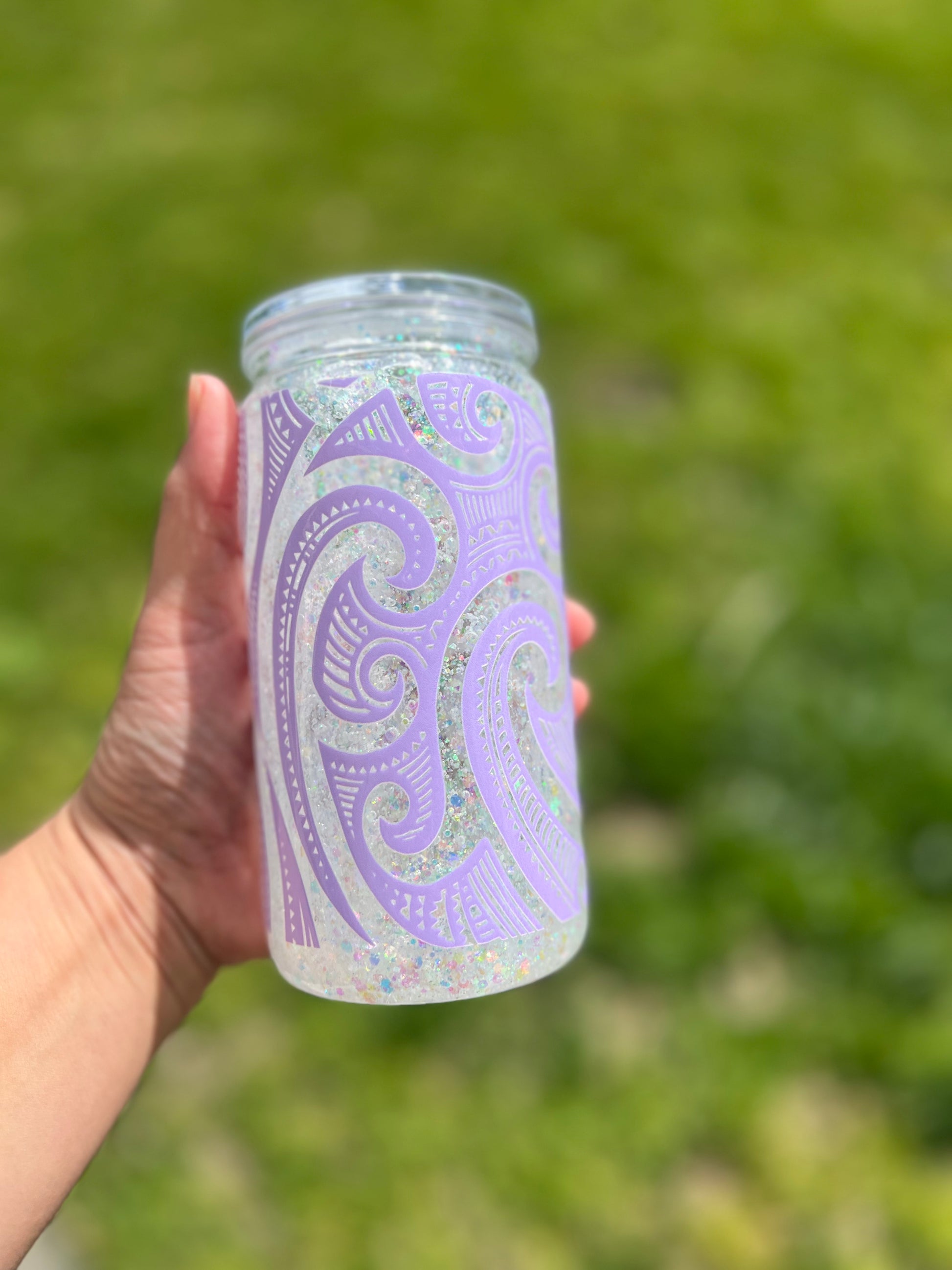 Māhinapounamu Snowglobe Tumbler Acrylic - 16oz