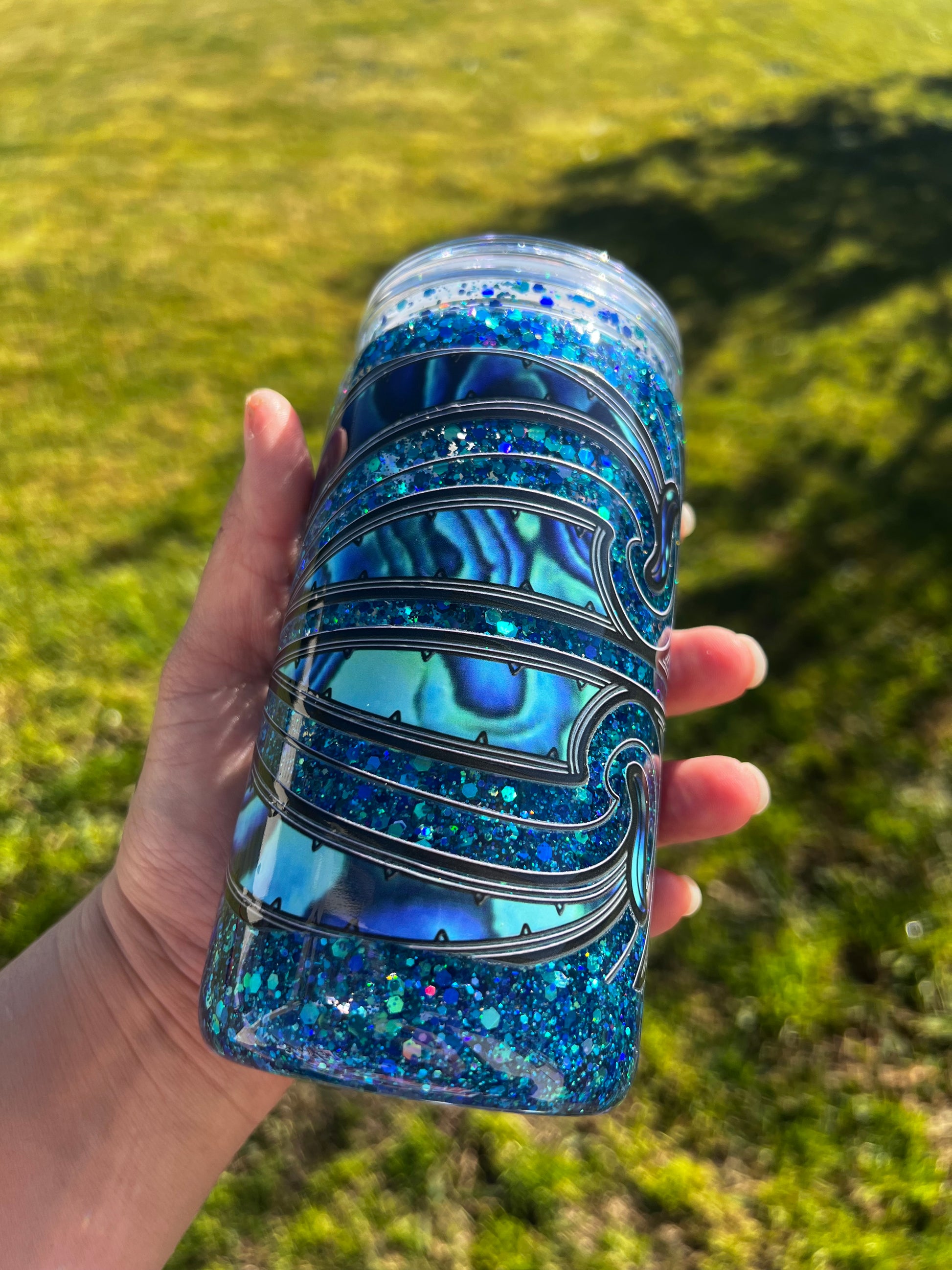 Pāua/ Kahungunu Snow Globe Tumbler 16oz - Acrylic