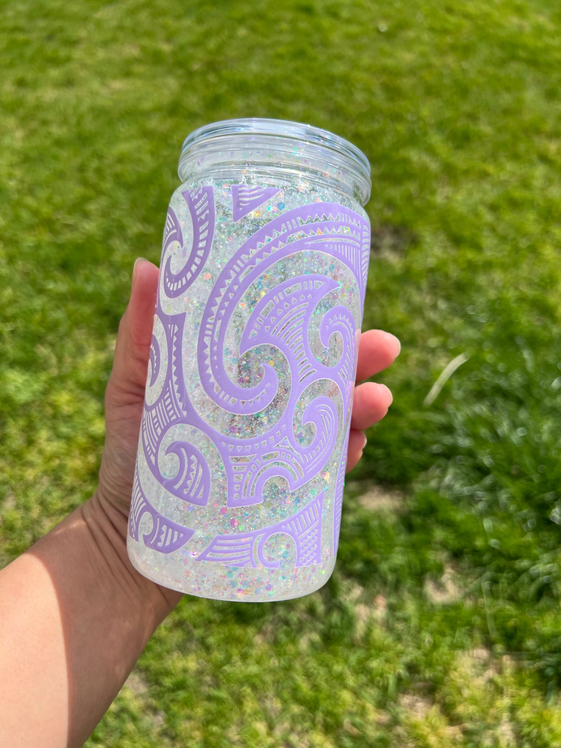 Māhinapounamu Snowglobe Tumbler Acrylic - 16oz