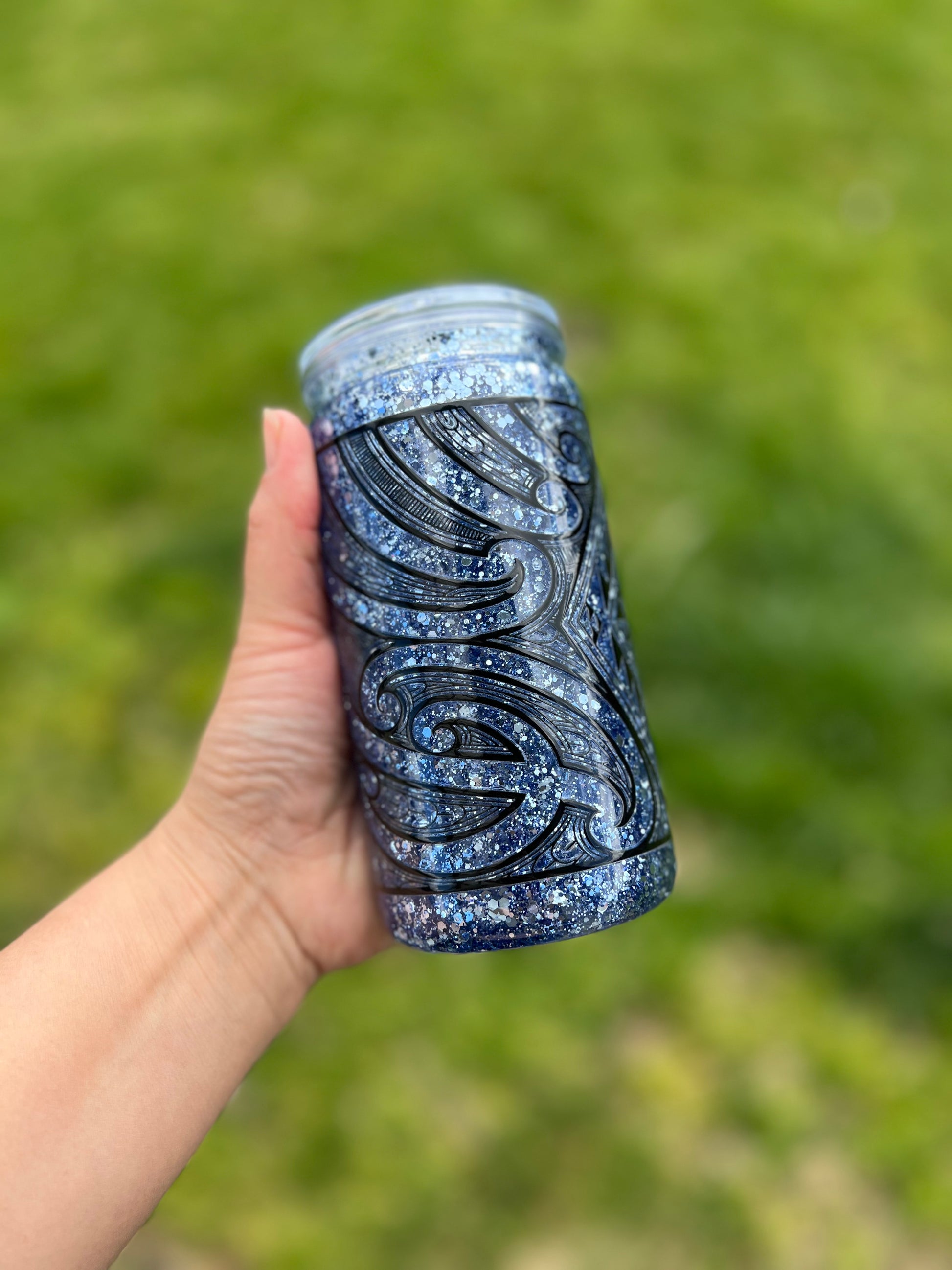 Tangaroa Pōuri Snowglobe Tumbler Acrylic - 16oz