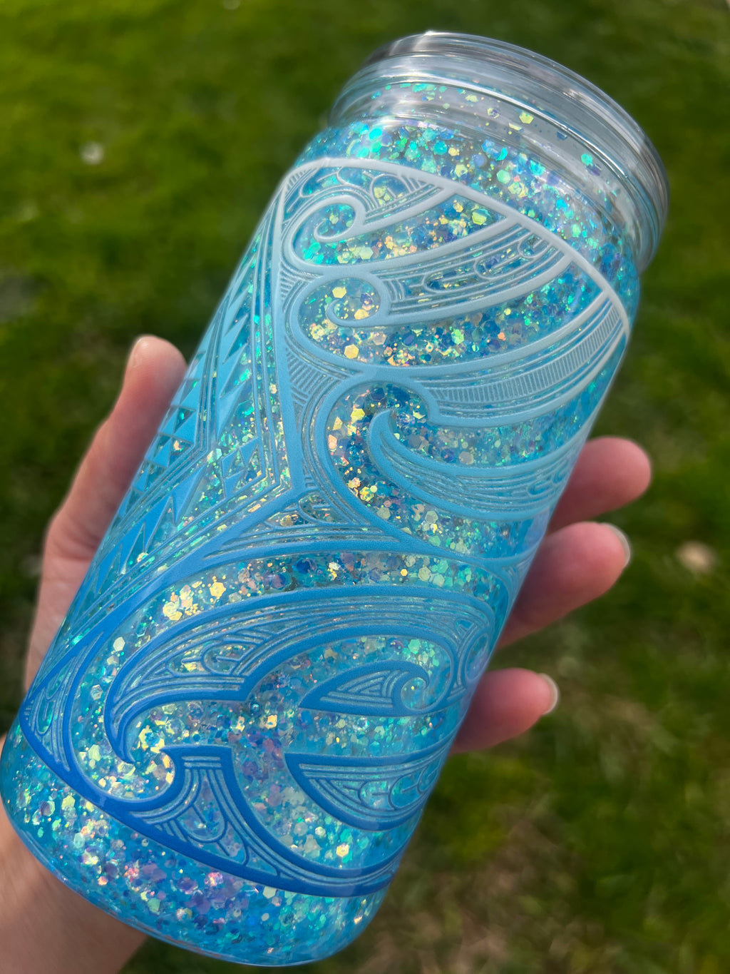 Takurua Snowglobe Tumbler Acrylic - 16oz